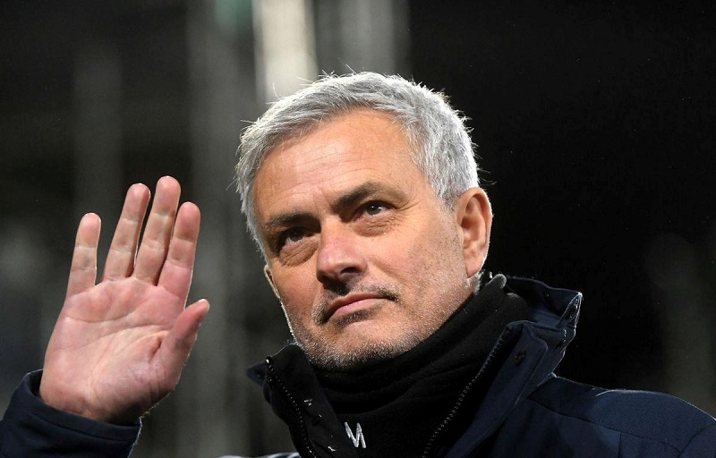 Tình hình của huấn luyện viên Mourinho giờ ra sao